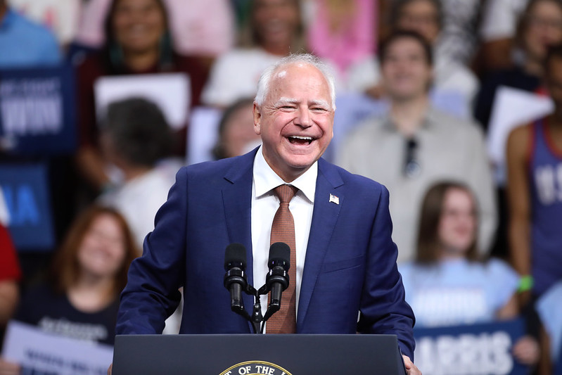 Il candidato democratico alla vicepresidenza USA, Tim Walz - Foto: Gage Skidmore - Flickr